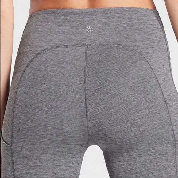 Athleta Gray Ultimate Stash Pocket Capri - Size XS - Picture 4 of 16